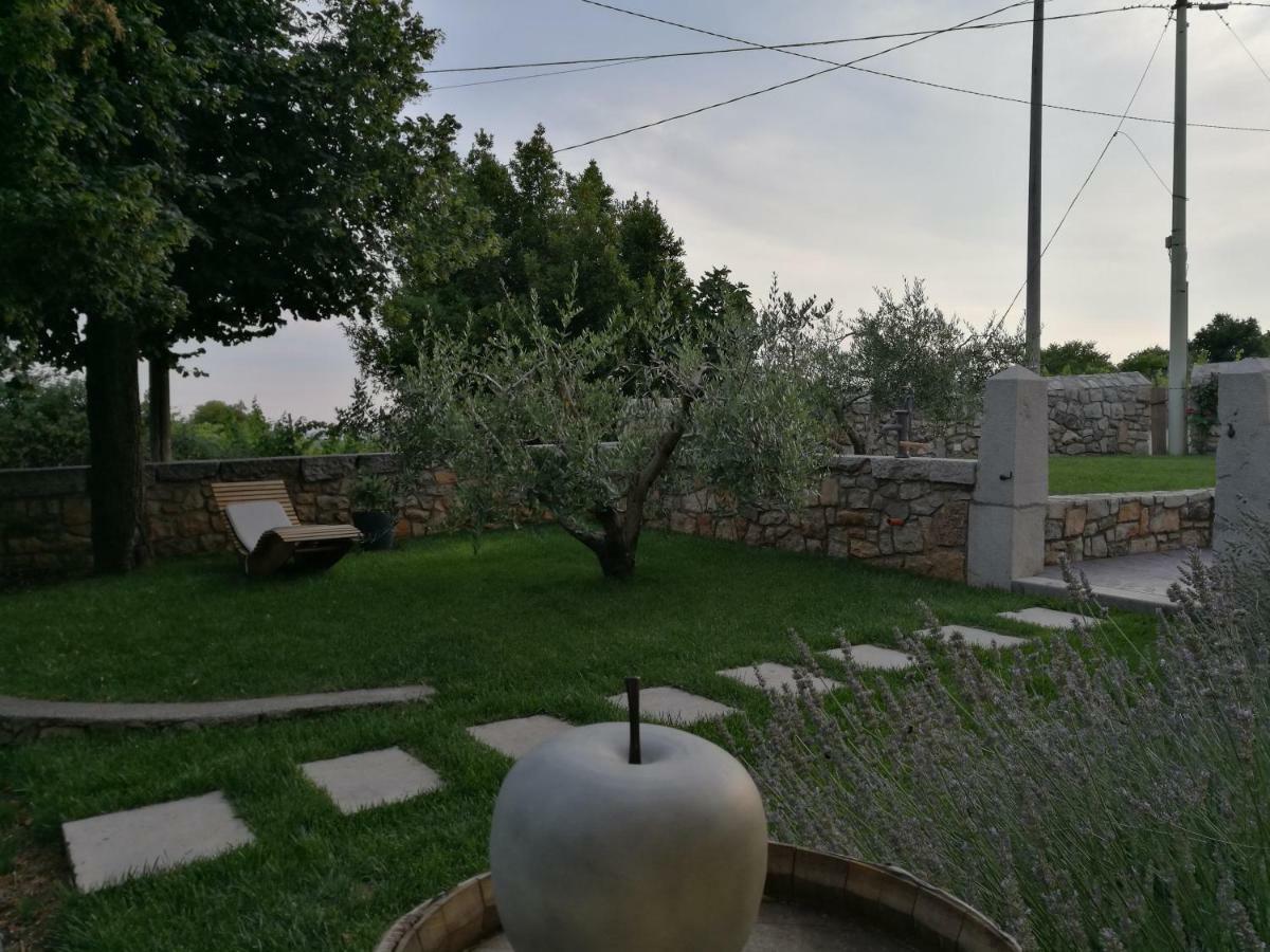 Agriturismo Ostrouska Sgonico Eksteriør bilde